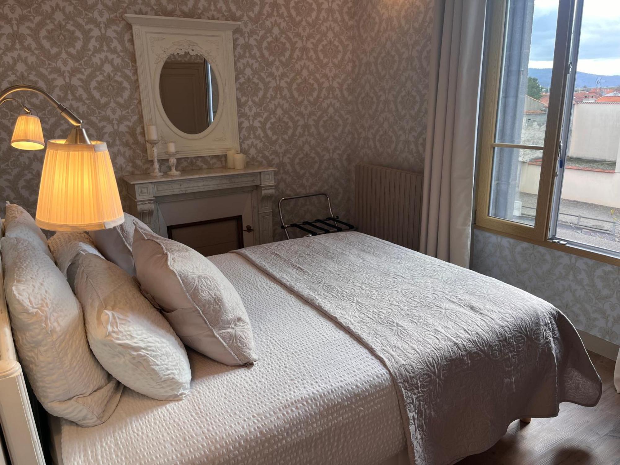 La Belle Epoque & Spa Cournon-d'Auvergne Eksteriør bilde